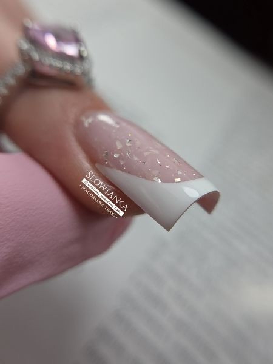 20251117_121510_620eb7ea_1211_104303